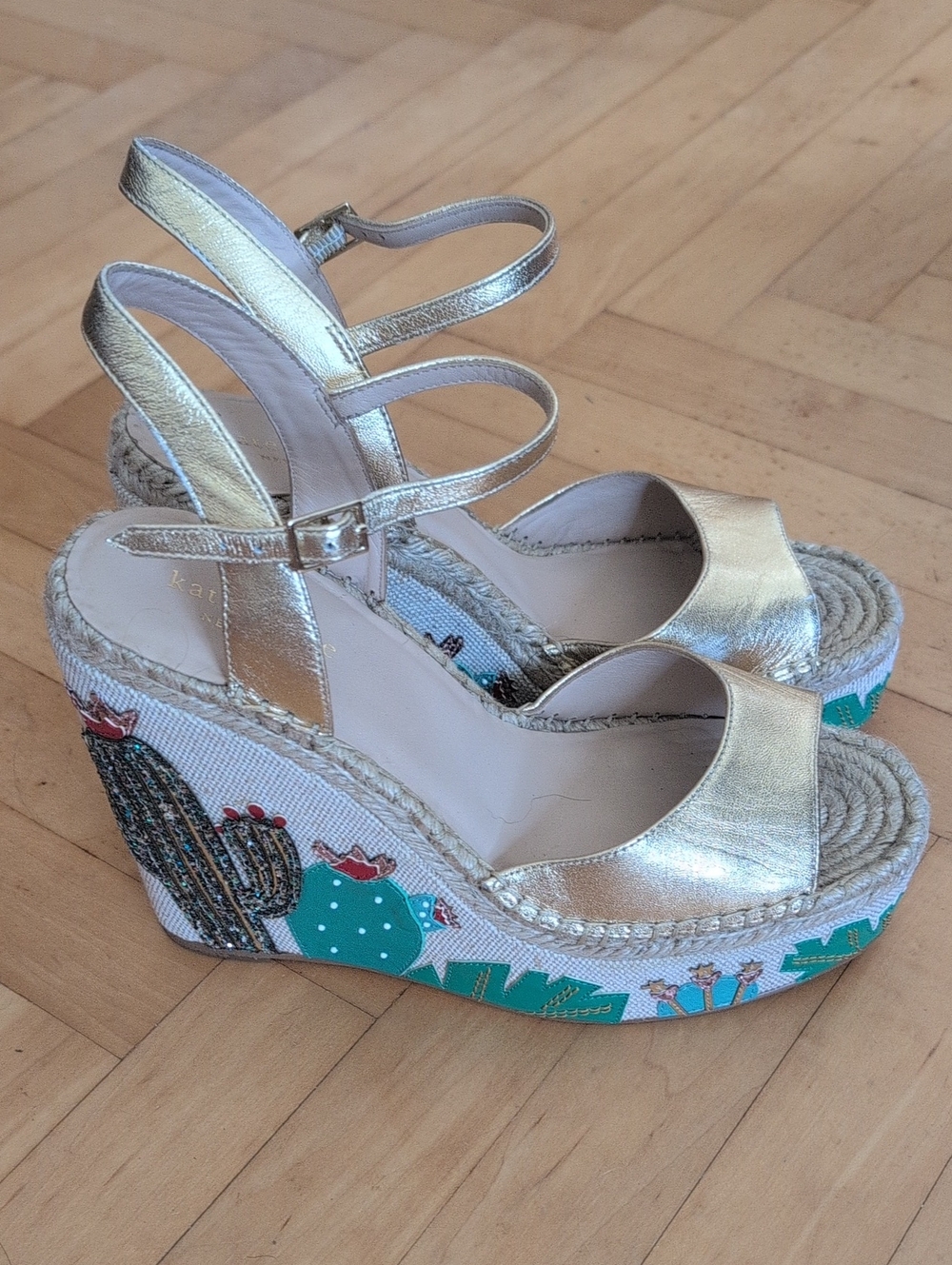Kate Spade Dallas Gold Espadrille Wedge Sandals with Cactus Print Size 9.5